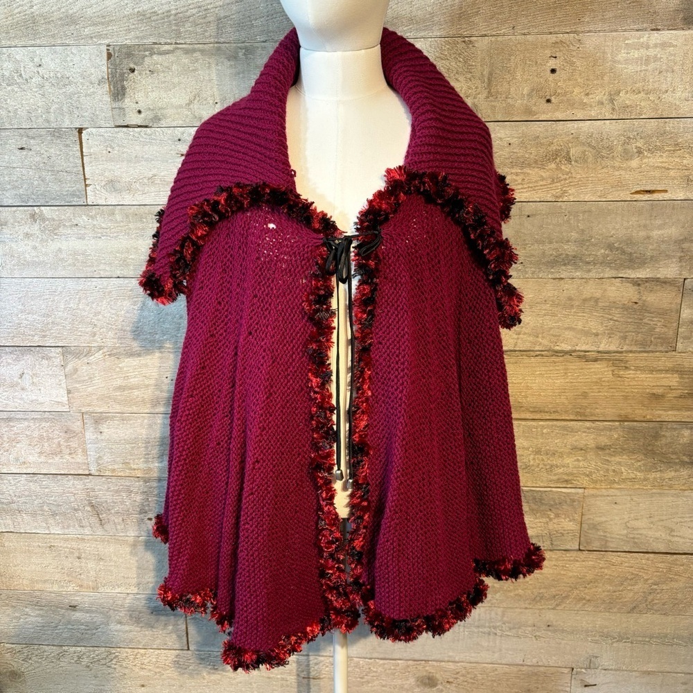 🛍️3/$30 Handcrafted women's raspberry coloured knit shawl or cape